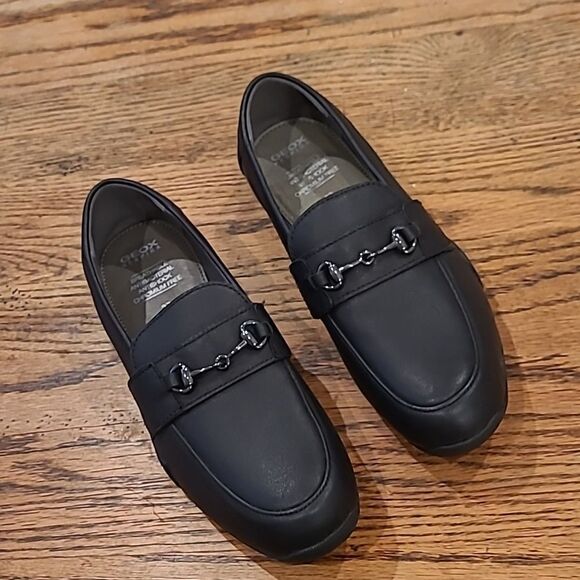 GEOX Rispira sz 5 black Italian patent Leather upper - Picture 1 of 10